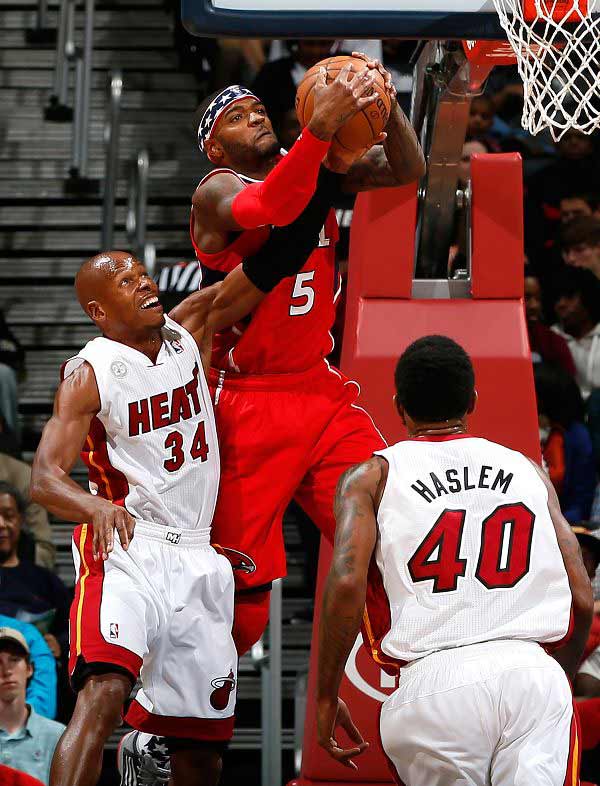 半场战报：加拿大-美国，奥卢瓦塞伊，帕特里克-阿杰芒破门.