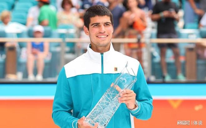 证明了他在 证明了他在